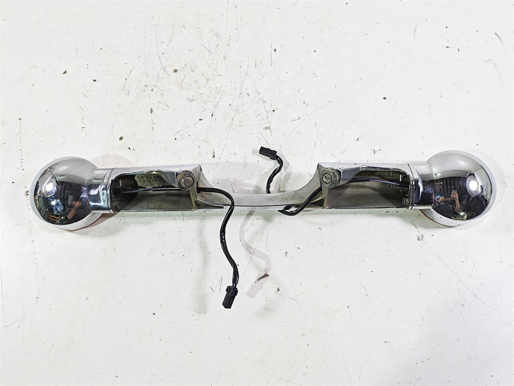 2003 Harley Touring FLHTCUI 100TH E-Glide Rear Blinker Turn Signal Bar 68510-74C {{ shop.shopifyCountryName }} - Mototech271