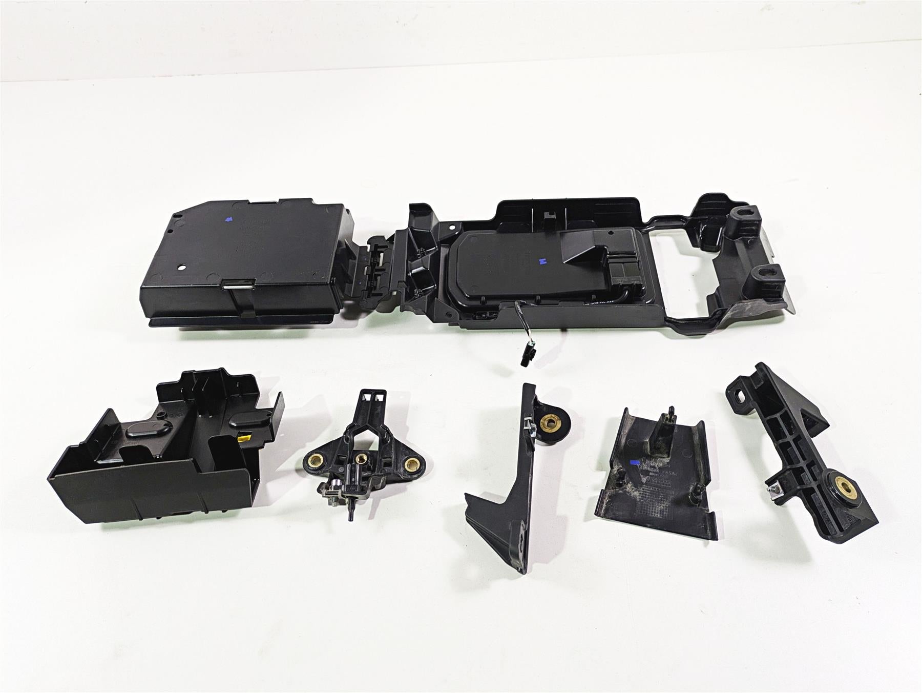 2024 Triumph Tiger 900 GT Rear Body Plastic Stay Holder Kit T2505566 T2505645 {{ shop.shopifyCountryName }} - Mototech271