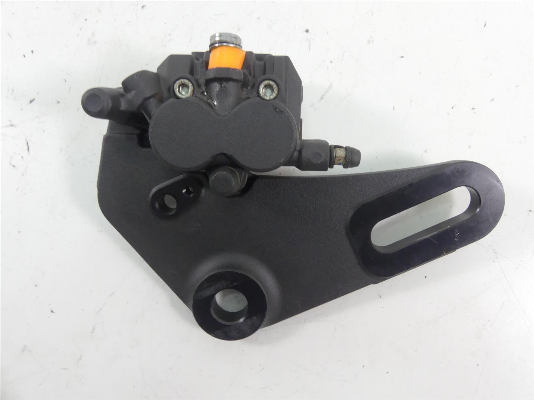 2017 Triumph Thruxton 1200 R Rear Nissin Brake Caliper + Bracket T2021266 {{ shop.shopifyCountryName }} - Mototech271