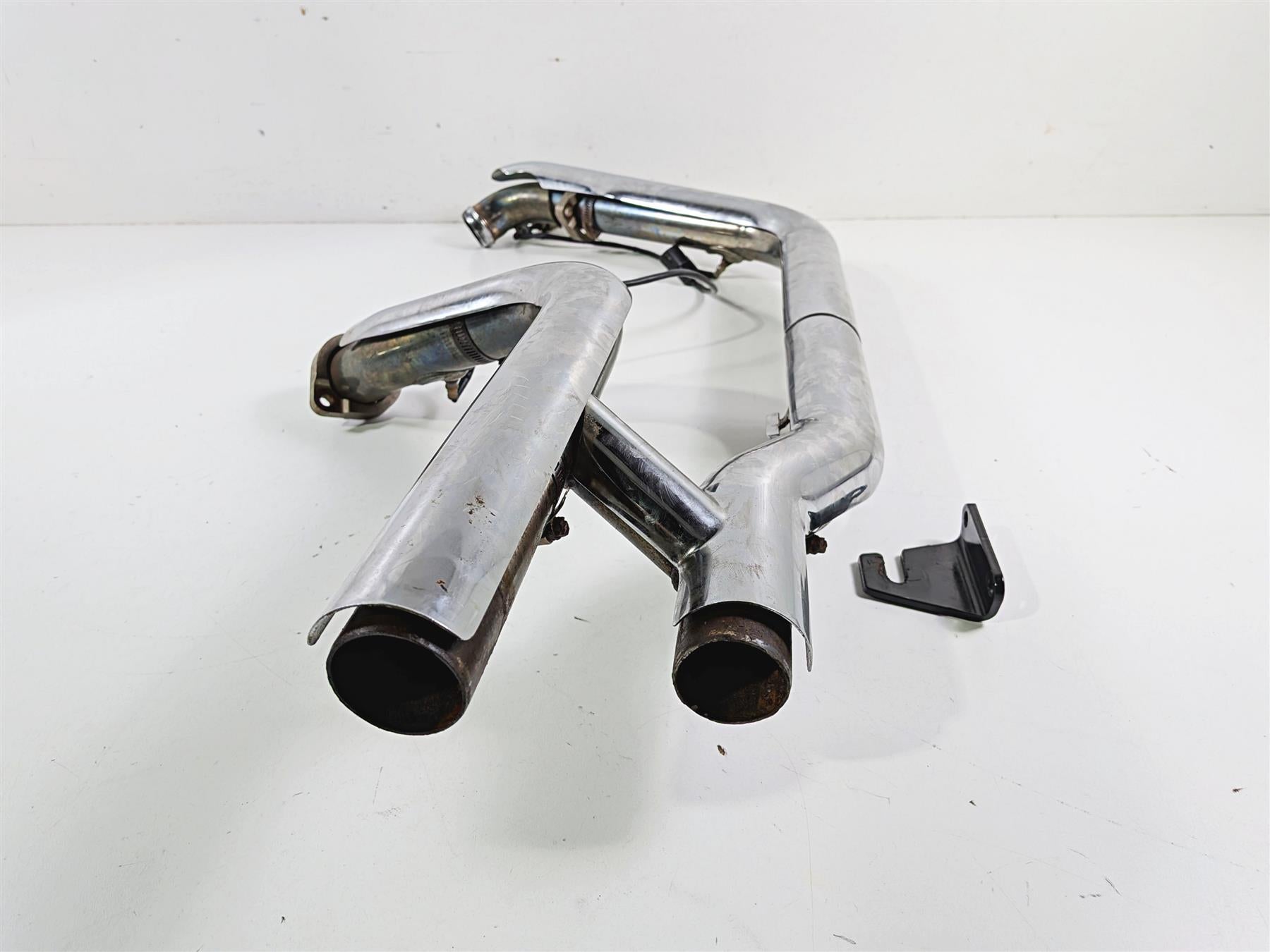 2012 Harley Softail FLSTF Fat Boy Exhaust Header & Heat Shield Set 65600042 {{ shop.shopifyCountryName }} - Mototech271