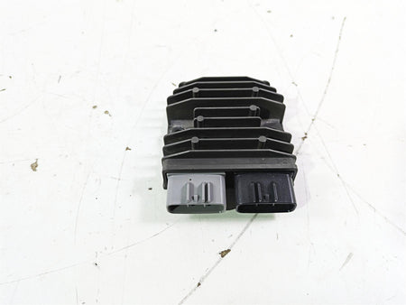 2017 Ducati Monster 1200 S Rectifier Voltage Regulator 54040321A SH821AA {{ shop.shopifyCountryName }} - Mototech271