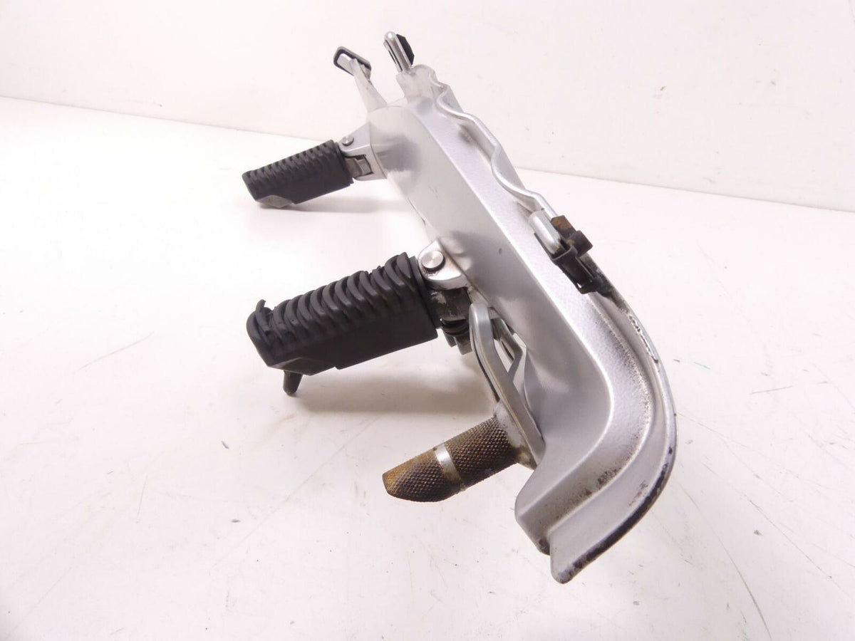 2011 BMW R1200RT K26 Right Footpegs Foot Peg With Brake Pedal 46717675290 {{ shop.shopifyCountryName }} - Mototech271