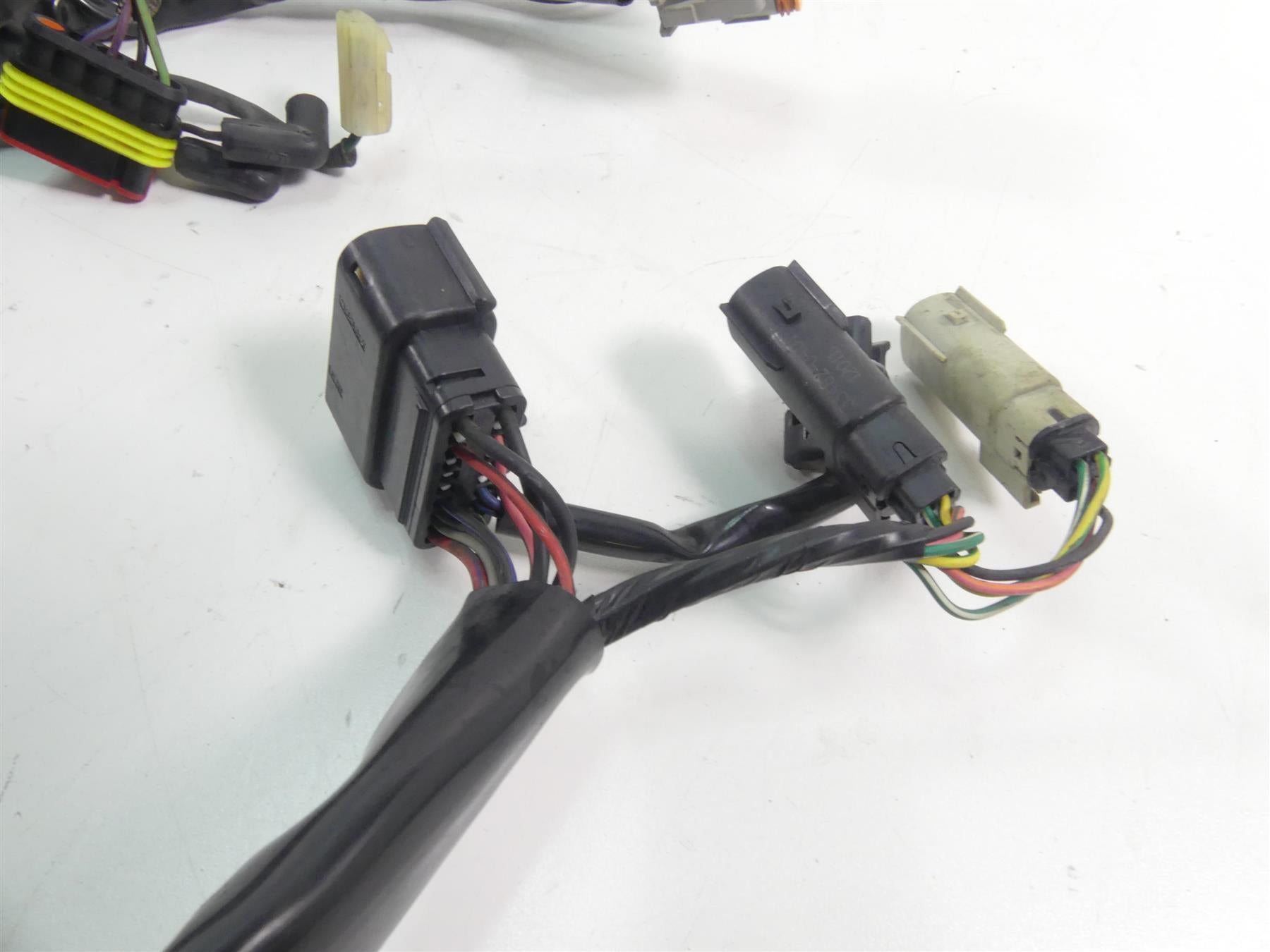 2012 Harley Touring FLHTK Electra Glide Main Wiring Harness Loom Abs 69200304 {{ shop.shopifyCountryName }} - Mototech271