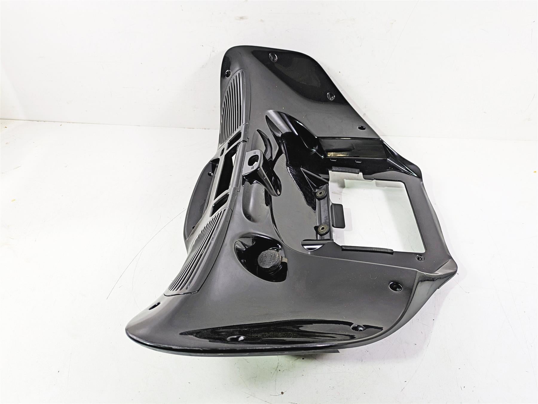 2004 Yamaha XVZ1300 Royal Star Inner Front Fairing Cover 4XY-28350-00-P7 {{ shop.shopifyCountryName }} - Mototech271