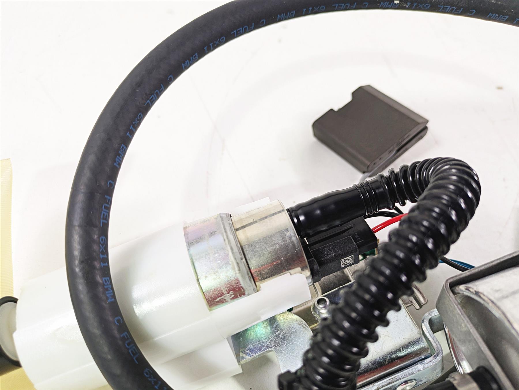 2016 BMW F800R K73 Fuel Gas Petrol Pump 9K 8550968 16148556078 {{ shop.shopifyCountryName }} - Mototech271
