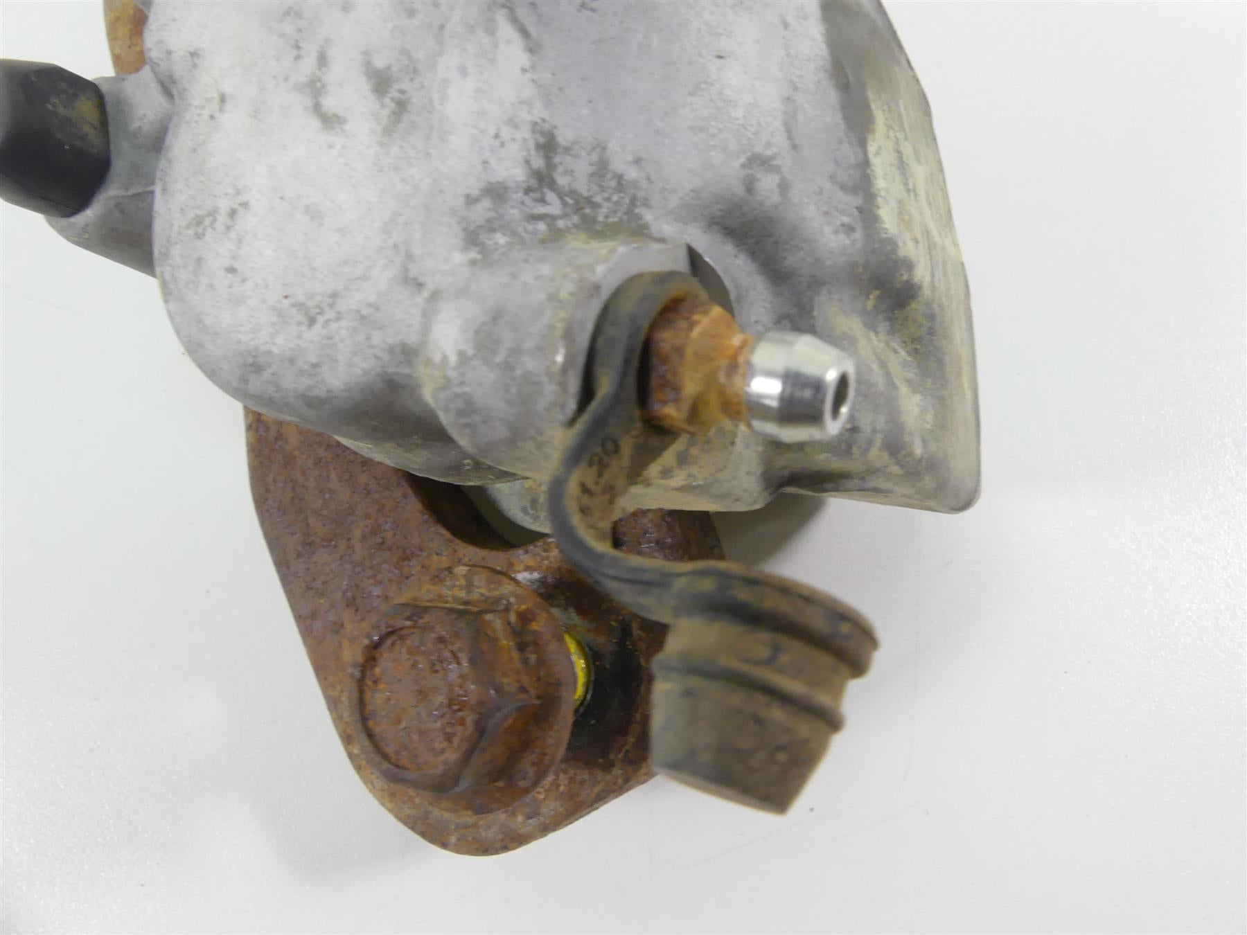 2018 Can Am Maverick X3 Turbo STD Front Right Brake Caliper 705601463 {{ shop.shopifyCountryName }} - Mototech271