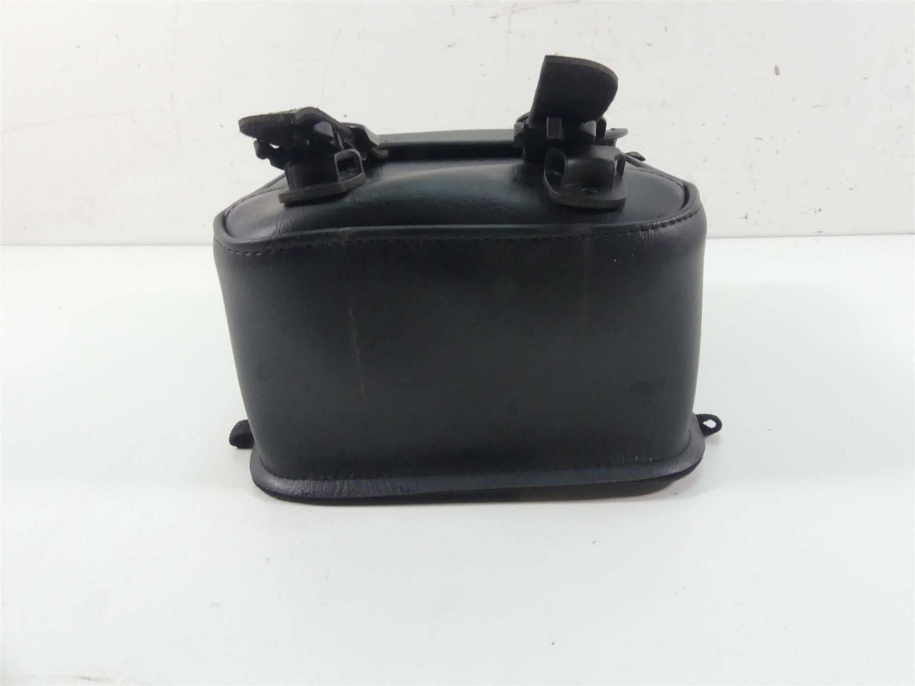 2002 Honda VTX1800 C Willie &Max Sissy Bar Backrest Bag 59591-00 {{ shop.shopifyCountryName }} - Mototech271