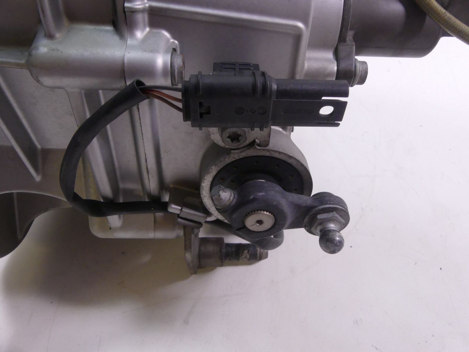 2008 BMW R1200R K27 6 Speed Transmission Gear Box 31K - Code PAA 427 2300769373 {{ shop.shopifyCountryName }} - Mototech271