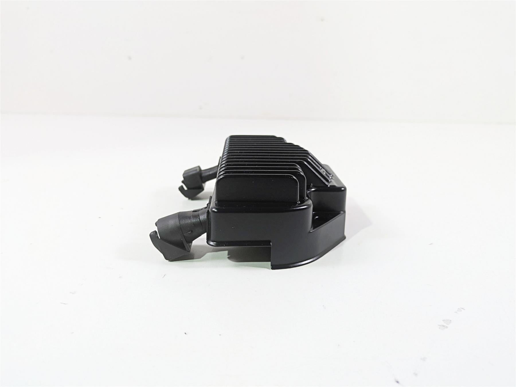 2016 Harley FXDF Dyna Fat Bob Rectifier Voltage Regulator 74631-08A {{ shop.shopifyCountryName }} - Mototech271