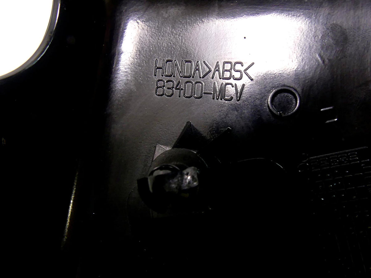 2007 Honda VTX1800 T2 Side Cover Fairing Set 83510-MCV-000ZB 83610-MCV-000ZB {{ shop.shopifyCountryName }} - Mototech271