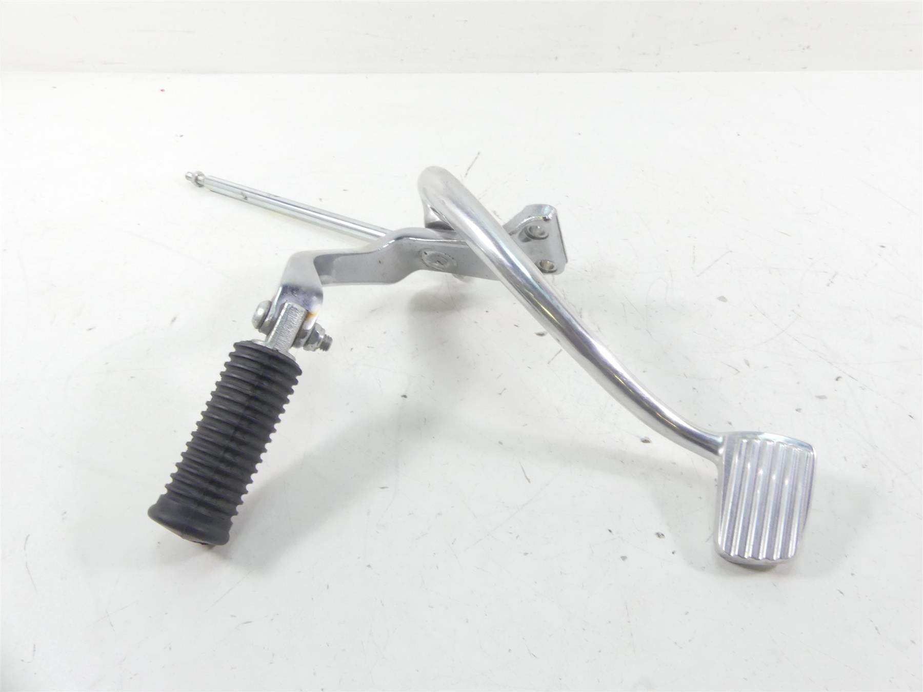 2014 Harley FXDL Dyna Low Rider Right Rider Footpeg Brake Pedal 50666-07 | Mototech271