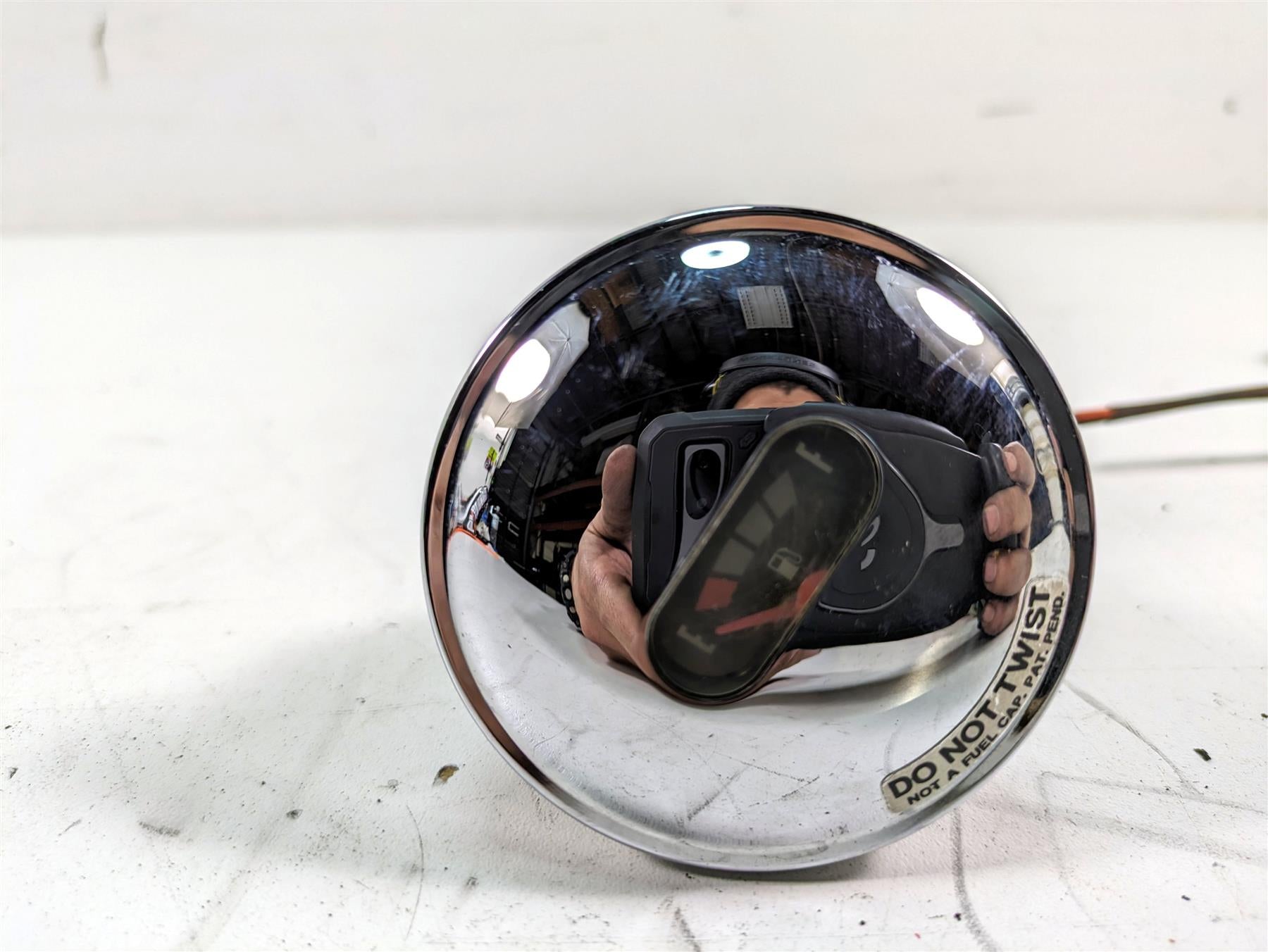 2000 Harley Dyna FXDL Low Rider Fuel Gas Petrol Level Gauge 75049-88 {{ shop.shopifyCountryName }} - Mototech271