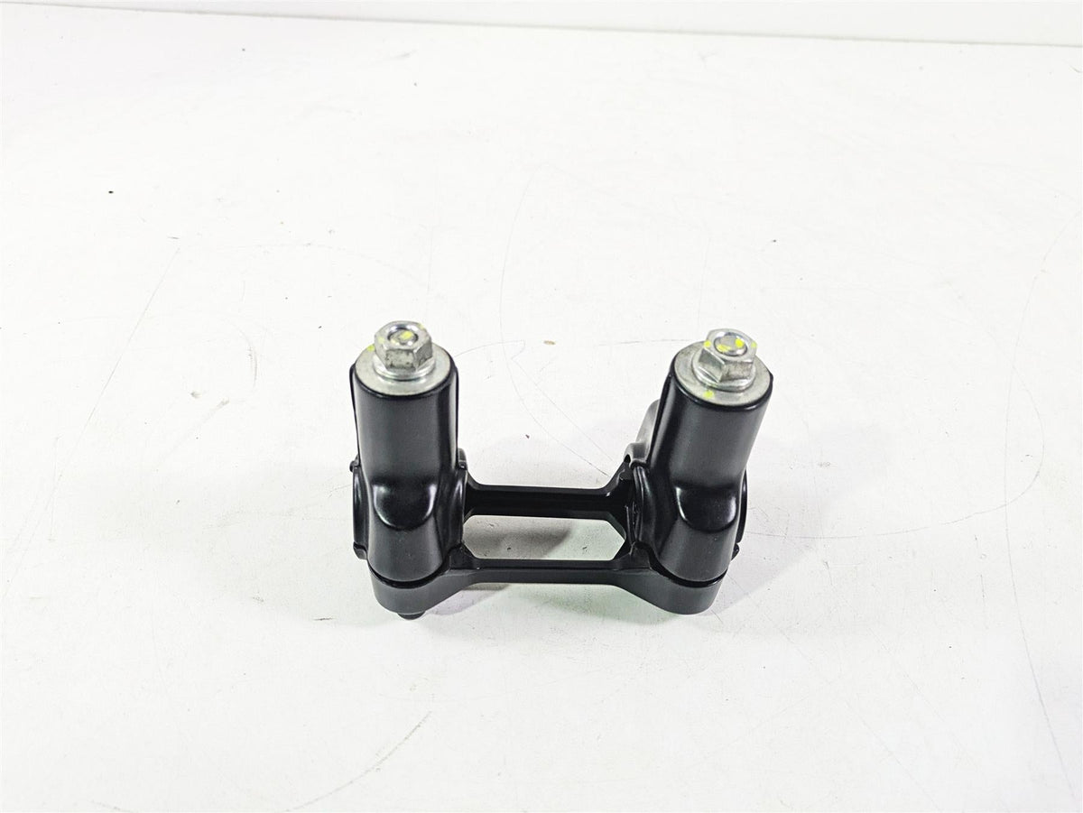 2015 Ducati Hypermotard 821 SP Handlebar Risers Holder Set 36011431AA {{ shop.shopifyCountryName }} - Mototech271