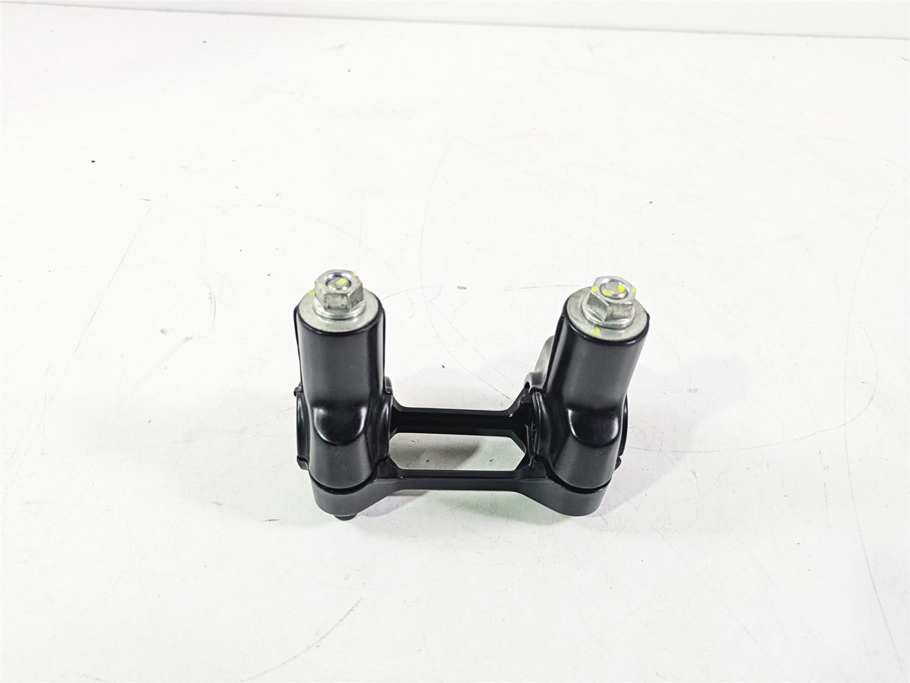 2015 Ducati Hypermotard 821 SP Handlebar Risers Holder Set 36011431AA {{ shop.shopifyCountryName }} - Mototech271