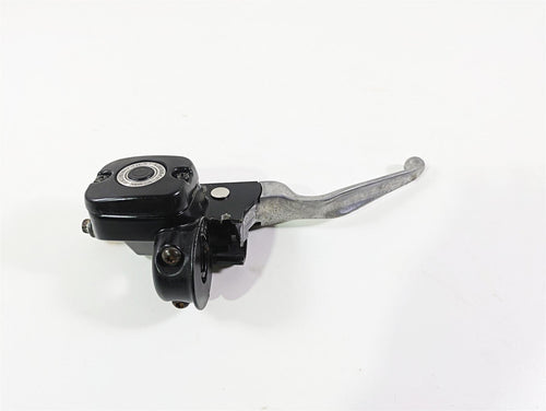 2005 Harley Touring FLHRI Road King Front Brake Master Cylinder 11/16