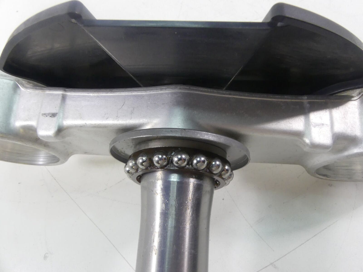 2018 BMW S1000XR K49 Lower Triple Tree Steering Yoke - 58mm 8552898 31428552900 {{ shop.shopifyCountryName }} - Mototech271