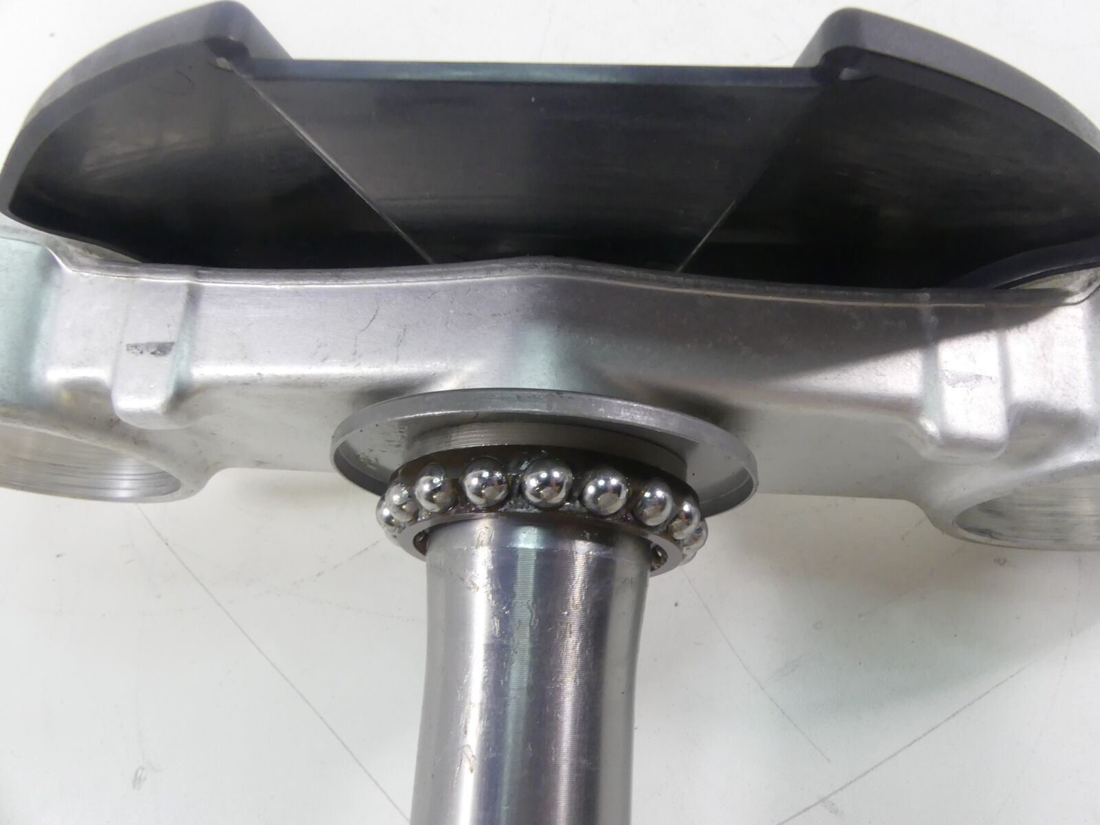 2018 BMW S1000XR K49 Lower Triple Tree Steering Yoke - 58mm 8552898 31428552900 {{ shop.shopifyCountryName }} - Mototech271