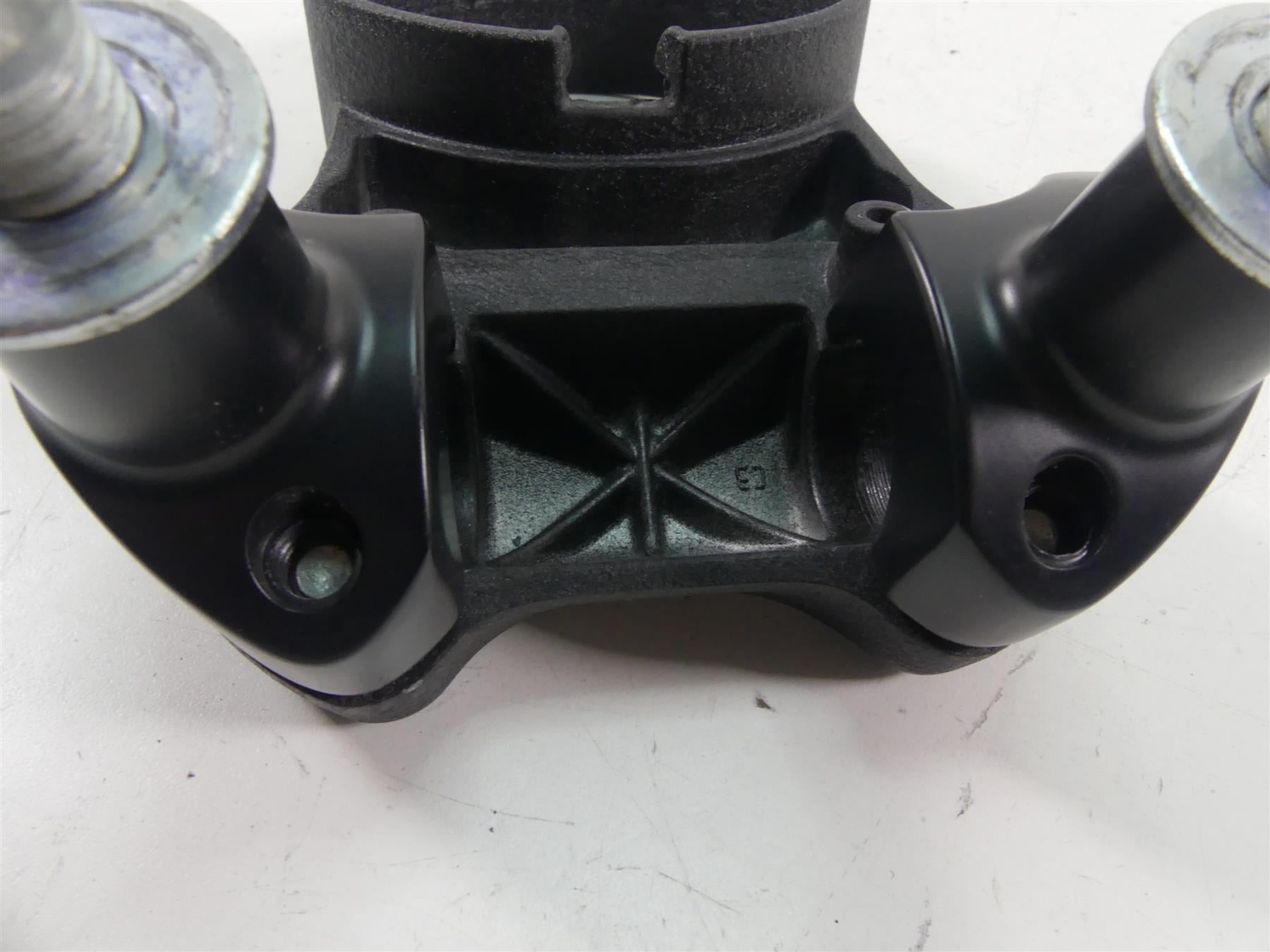2020 Harley Sportster XL1200 NS Iron Speedometer Housing & Riser Set 55847-05A {{ shop.shopifyCountryName }} - Mototech271