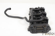 Load image into Gallery viewer, 2012 Triumph 1050 Speed Triple Cylinderhead Cylinder Head Valve Cover T1261331
