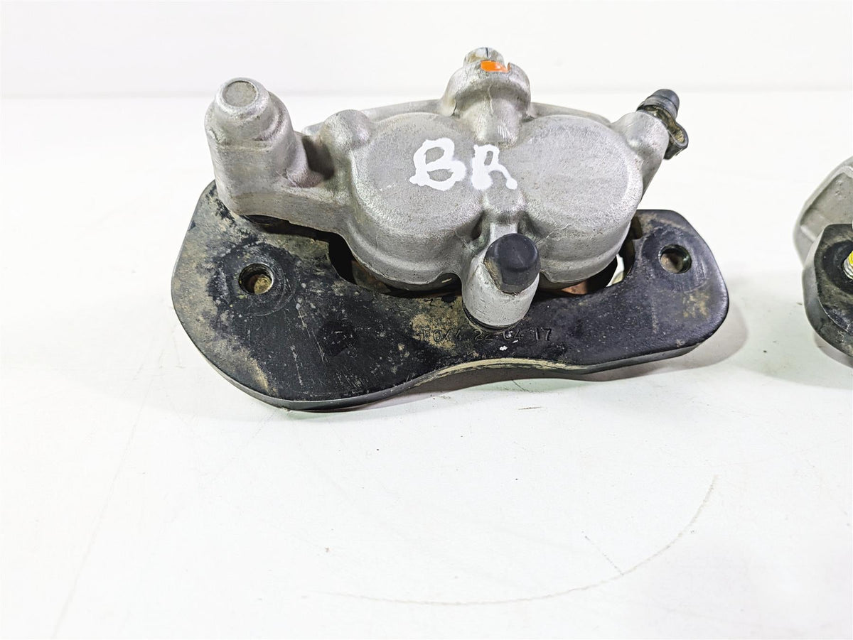 2018 Can Am Maverick X3 XRC Turbo R Rear Brake Caliper Set 705601514 705601515 {{ shop.shopifyCountryName }} - Mototech271