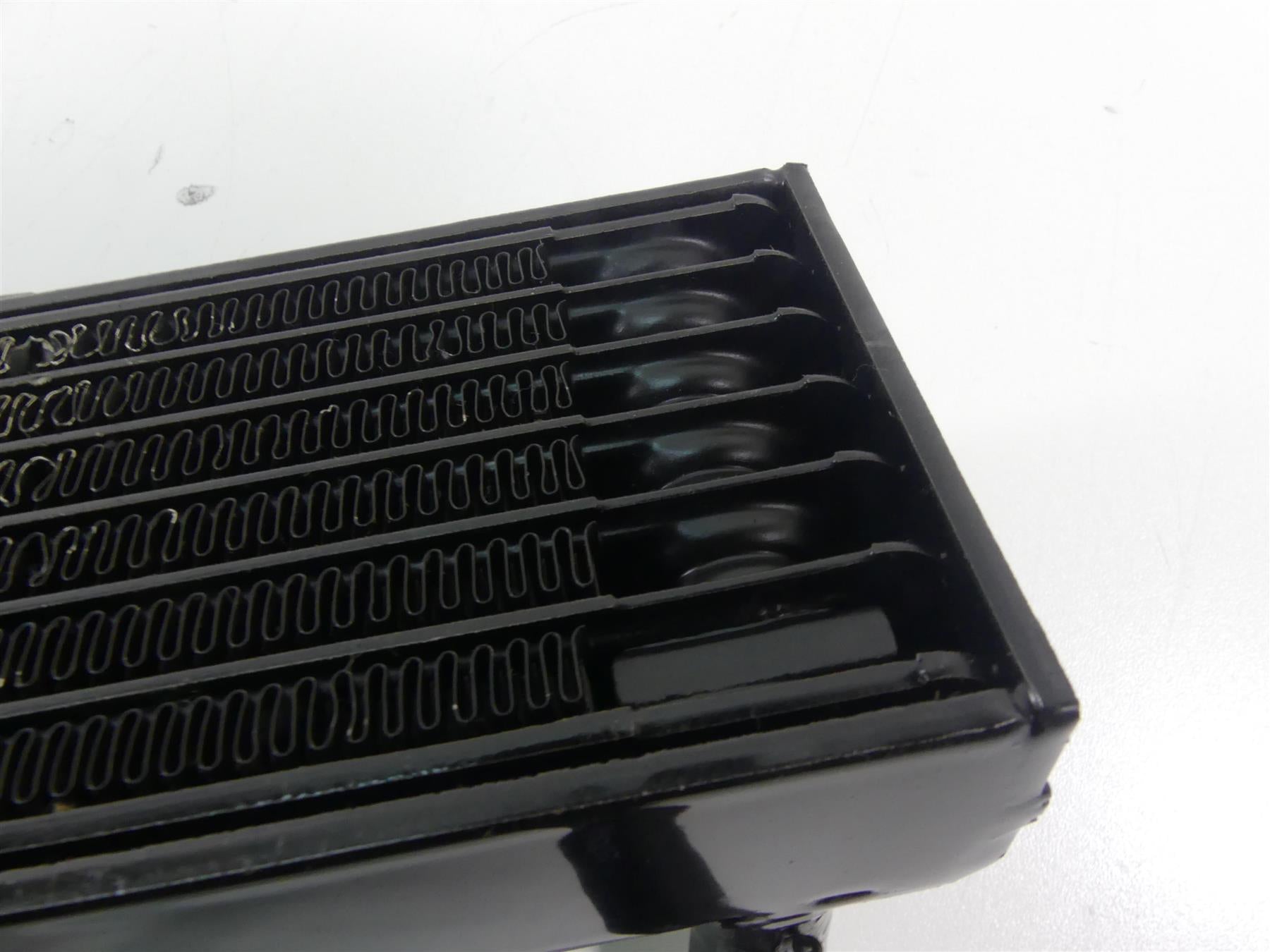2009 Harley FLHTCU SE4 CVO E-Glide Oil Cooler + Flange Adapter & Cover 63068-09 {{ shop.shopifyCountryName }} - Mototech271