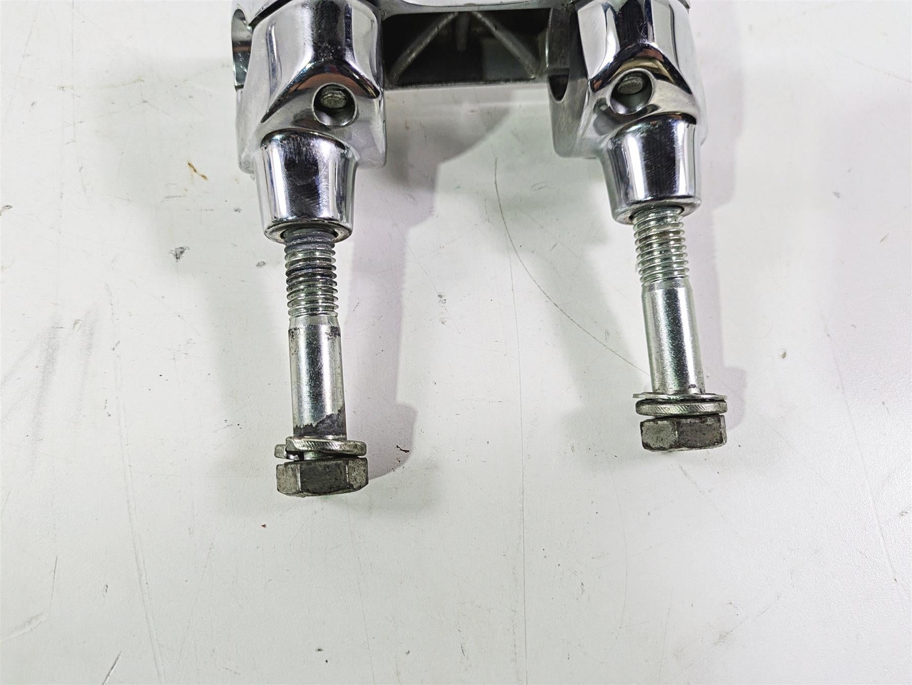 2004 Harley FLSTCI Softail Heritage Handlebar Holder Riser Set 56567-86B {{ shop.shopifyCountryName }} - Mototech271