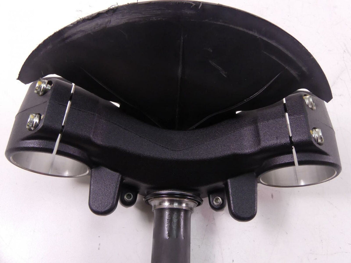 2019 Ducati Supersport 939 S Lower Triple Tree Steering Yoke 58mm 34220991AB {{ shop.shopifyCountryName }} - Mototech271