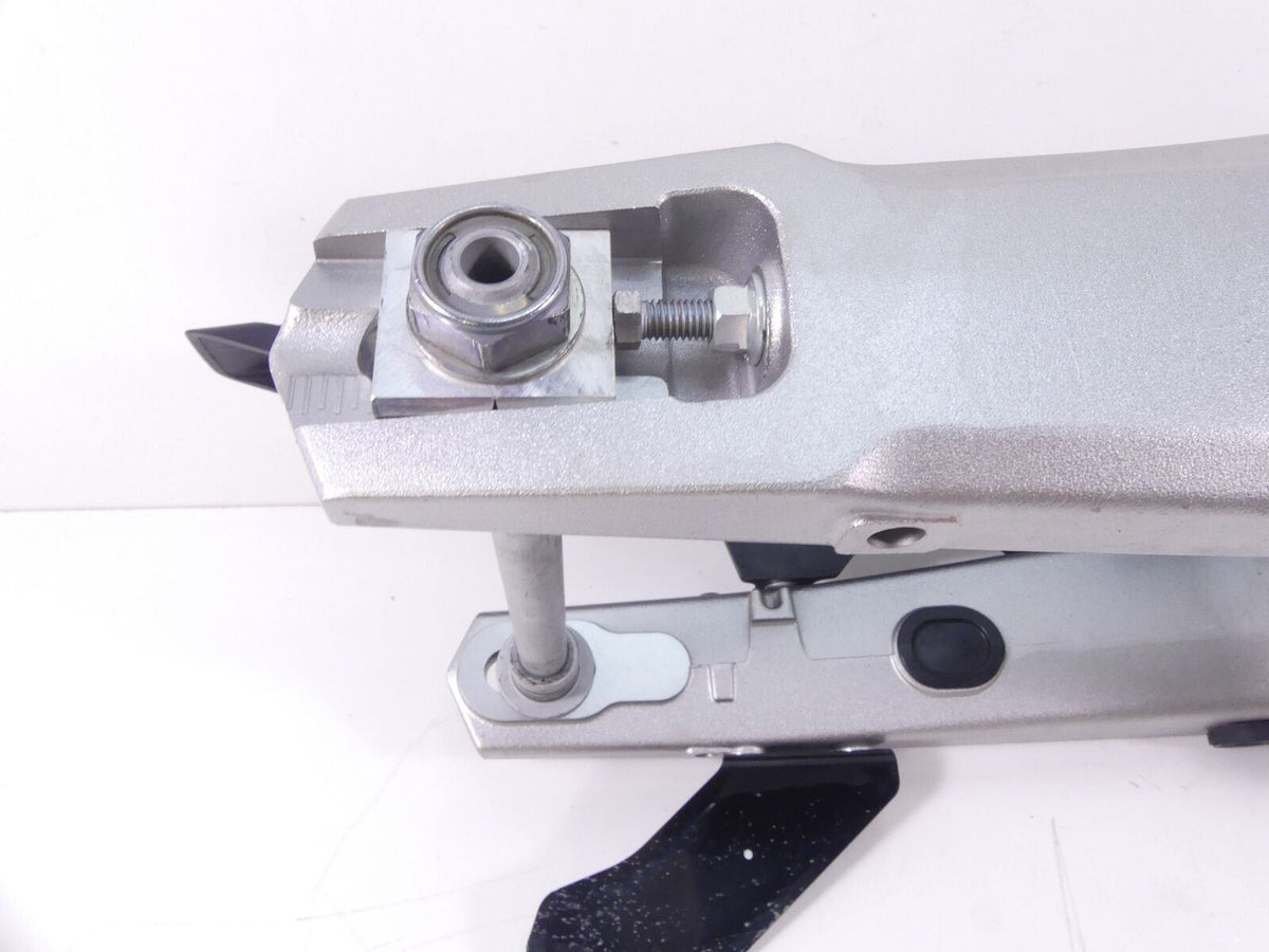 2018 Honda CRF1000 Africa Twin Rear Swing Arm Swingarm 52200-MKK-D20 {{ shop.shopifyCountryName }} - Mototech271