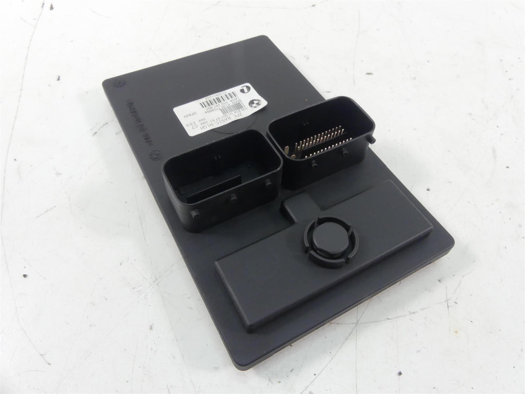 2008 BMW R1200GS K25 Central Chassis Electronics ZFE Basic High 61357709684 {{ shop.shopifyCountryName }} - Mototech271