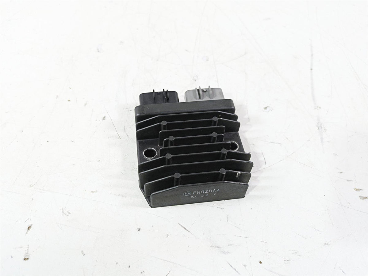 2020 Triumph Daytona 765 Moto2 Rectifier Voltage Regulators T1300675 FH020AA {{ shop.shopifyCountryName }} - Mototech271