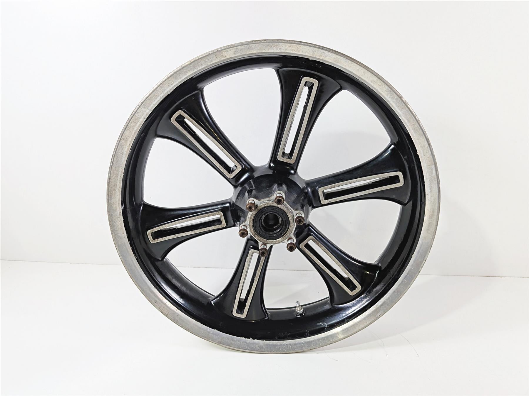 2016 Victory Cross Country Straight Front Wheel Rim 18x3.5 1521383 {{ shop.shopifyCountryName }} - Mototech271