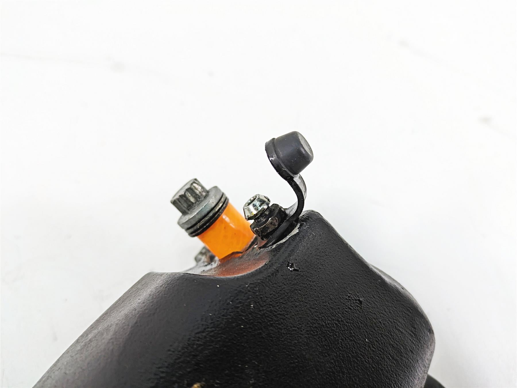 2009 Harley Softail FLSTSB Cross Bones Front Brake Caliper 44079-97C {{ shop.shopifyCountryName }} - Mototech271