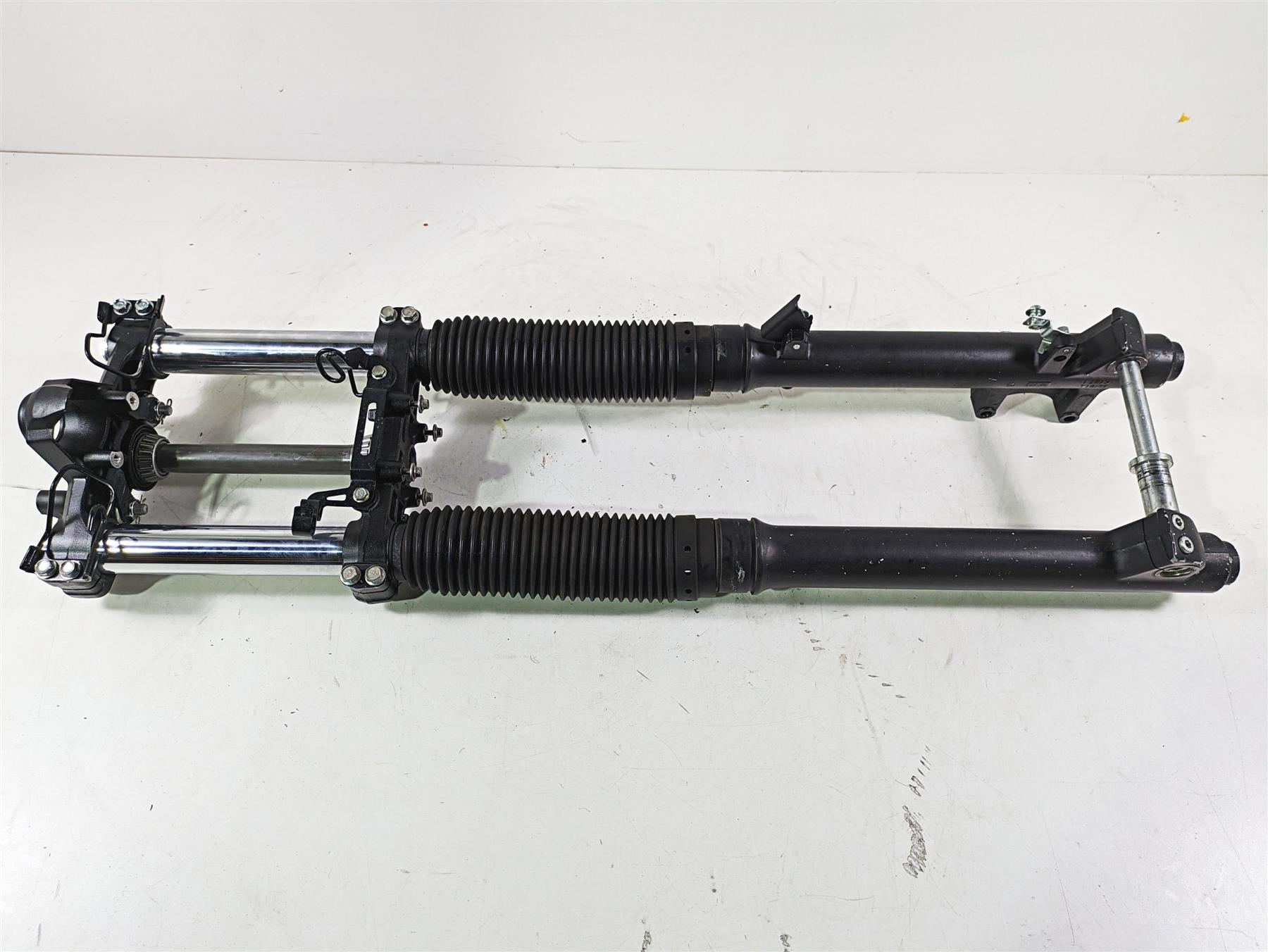 2023 Kawasaki KLR KL 650 Adventure Front Fork & Trees Set 44071-1487 44071-1488 {{ shop.shopifyCountryName }} - Mototech271