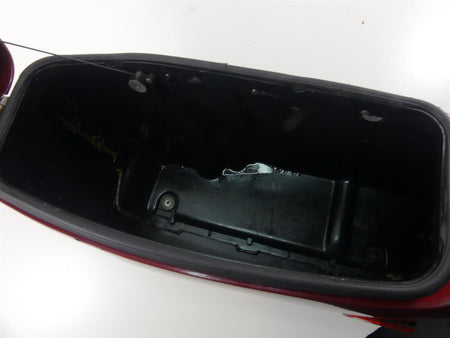 1998 Honda Shadow VT1100T Left Saddlebag Saddle Bag Luggage Box 81424-MBC-000 {{ shop.shopifyCountryName }} - Mototech271