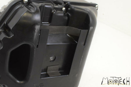 2016 Yamaha MT09 FZ09 Air Cleaner Breather Filter Box Assembly 90110-06388-00 {{ shop.shopifyCountryName }} - Mototech271
