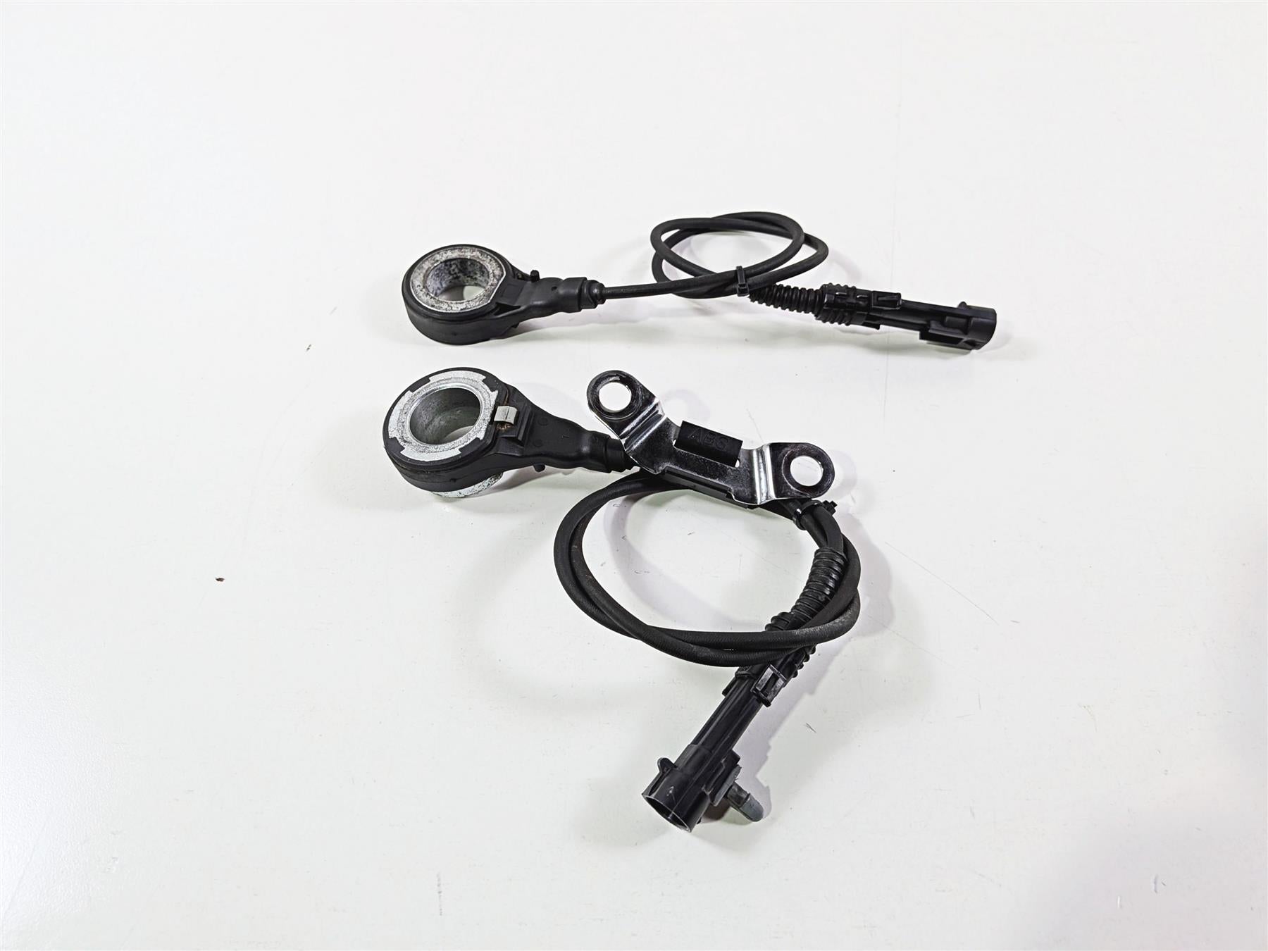 2011 Harley Touring FLHTCU CVO Electra Glide Abs Wheel Sensor Set 40614-08-Mototech271