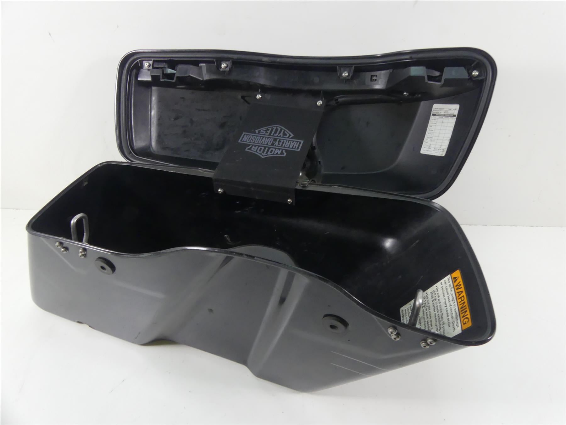 2014 Harley Touring FLHXS Street Glide Sp Left Saddlebag Saddle Bag 90200414 {{ shop.shopifyCountryName }} - Mototech271