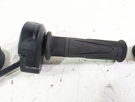 2023 Triumph Street Triple 765 RS Fly By Wire Throttle Grip Sensor T2042226 {{ shop.shopifyCountryName }} - Mototech271