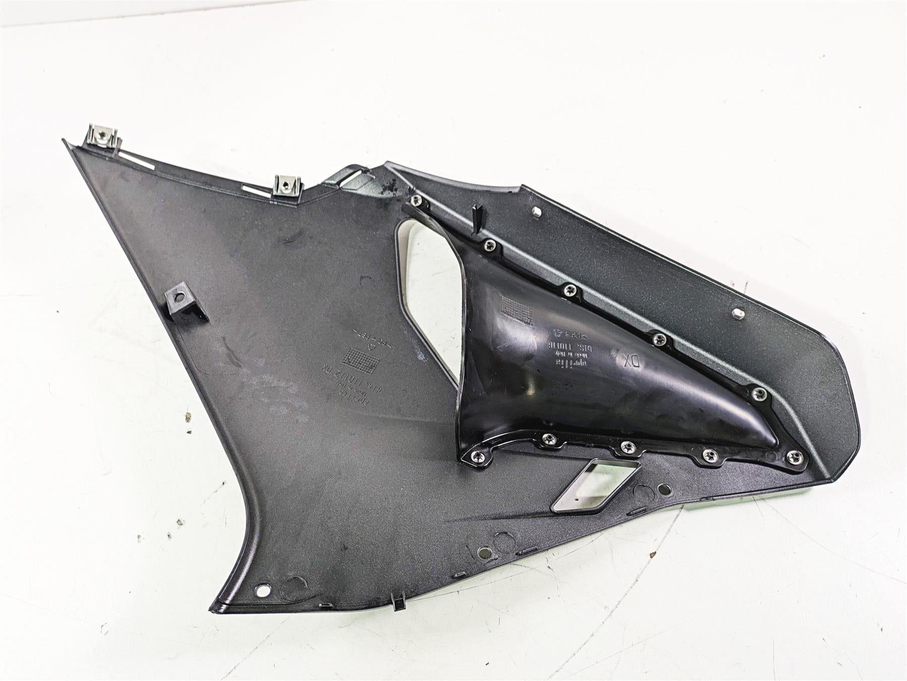 2008 Aprilia RSVR 1000 Factory Left Upper Main Fairing Cover Cowl AP8178173 {{ shop.shopifyCountryName }} - Mototech271