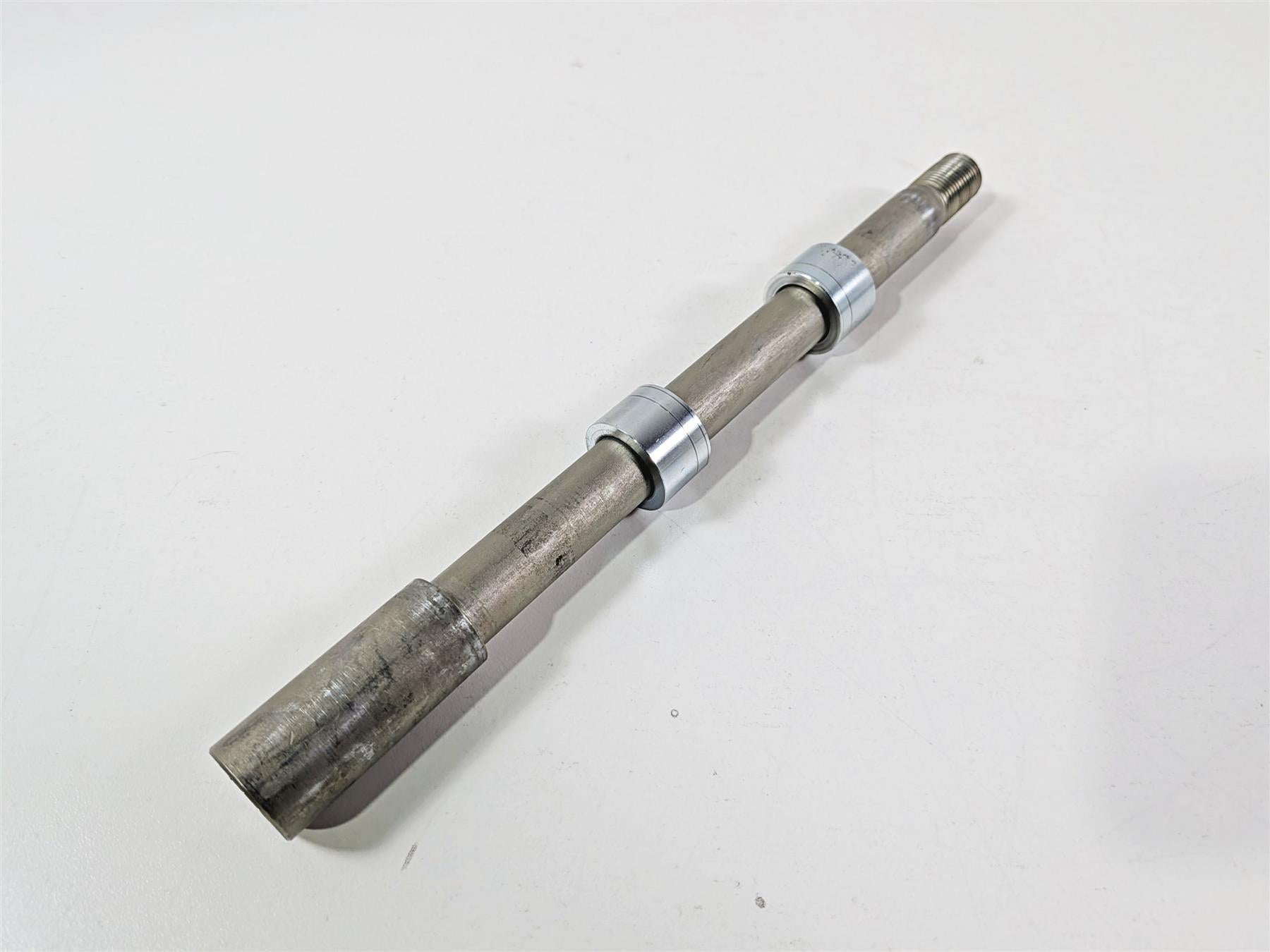 2025 Yamaha YZF R7 Front Wheel Spindle Axle 1RC-25181-00-00 {{ shop.shopifyCountryName }} - Mototech271