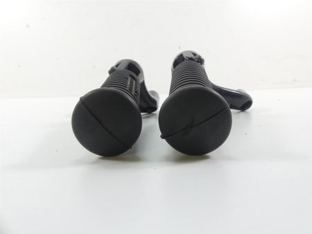 2006 Harley Sportster XL1200 Custom Rear Passenger Foot Peg Rest Set 49314-04 {{ shop.shopifyCountryName }} - Mototech271