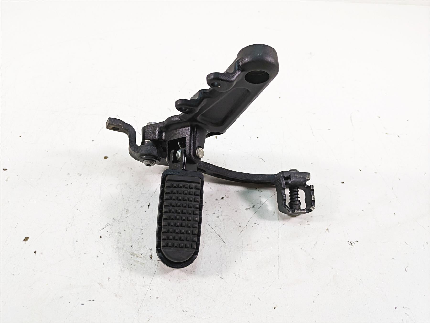 2022 Harley RA1250 S Pan America Right Rider Footpeg & Brake Pedal 50501785 {{ shop.shopifyCountryName }} - Mototech271