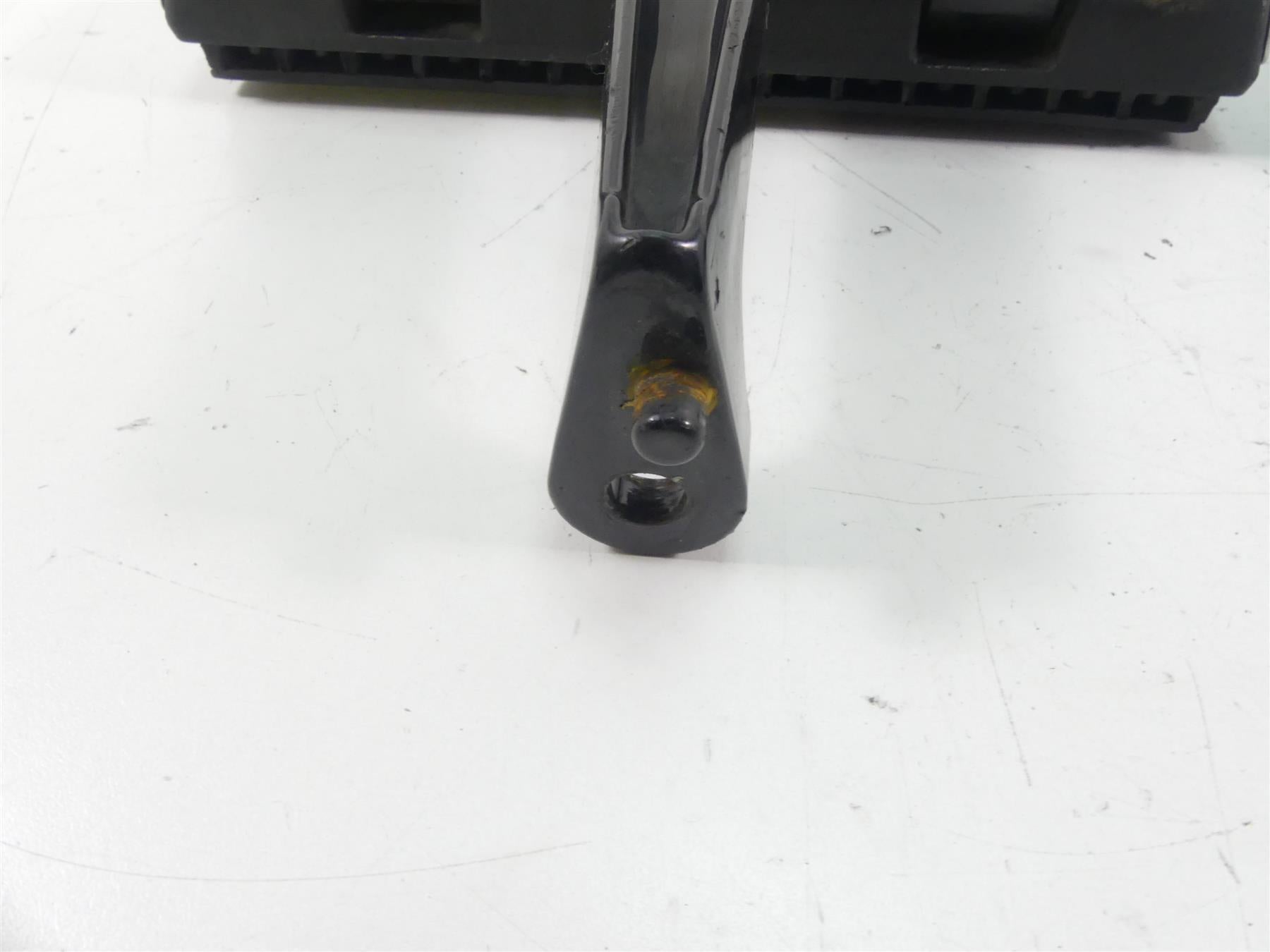 2012 Harley Touring FLHTP Electra Glide Rear Passenger Floor Board Set 52719-93B {{ shop.shopifyCountryName }} - Mototech271