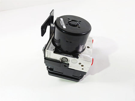 2014 BMW K1300S K40 Abs Brake Pump Unit Module 7715107 34517715109 {{ shop.shopifyCountryName }} - Mototech271