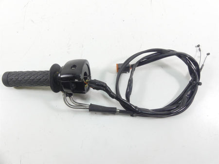 2003 Harley Dyna 100TH FXDL Low Rider Right Hand Control Switch - Read 71589-96B {{ shop.shopifyCountryName }} - Mototech271