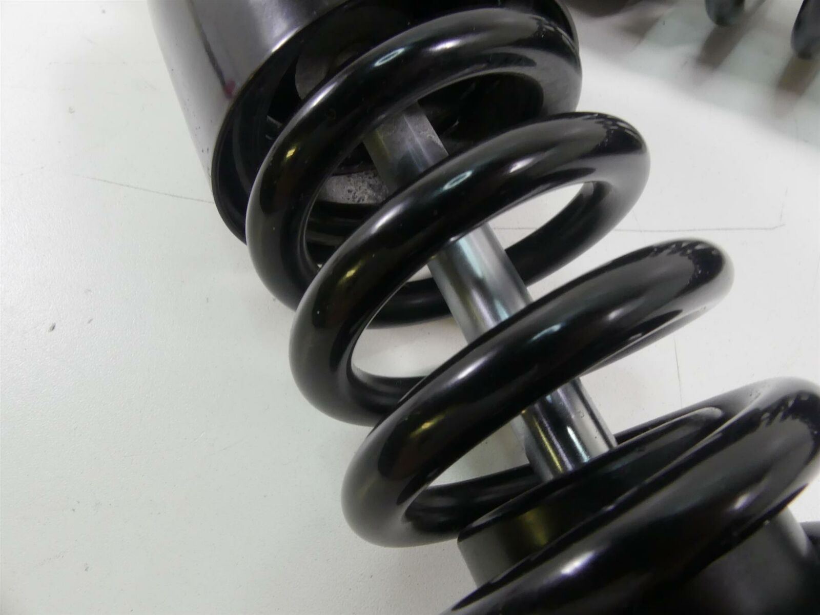 2017 Harley FXDLS Dyna Low Rider Rear Shocks 14" Progressive Suspension 412-4086 {{ shop.shopifyCountryName }} - Mototech271