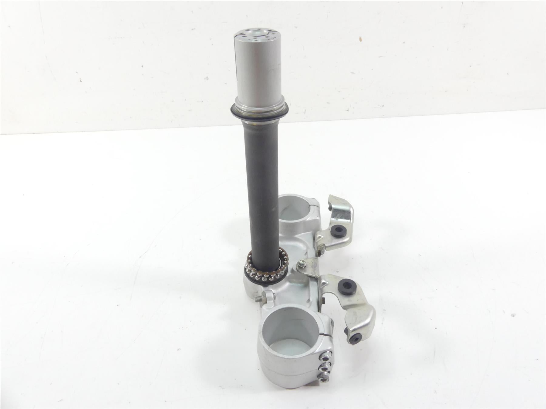 2008 Ducati Hypermotard 1100 Lower Triple Tree Steering Clamp 58mm 34220501A {{ shop.shopifyCountryName }} - Mototech271