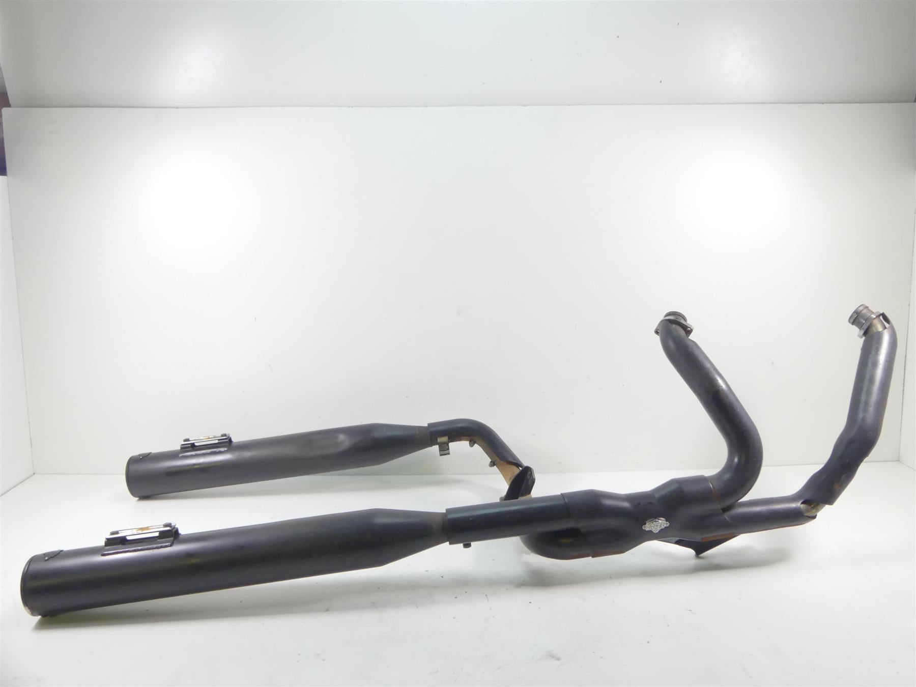 2011 Harley Touring FLTRX Road Glide Vance Hines Power Duals Exhaust Set 46832 {{ shop.shopifyCountryName }} - Mototech271