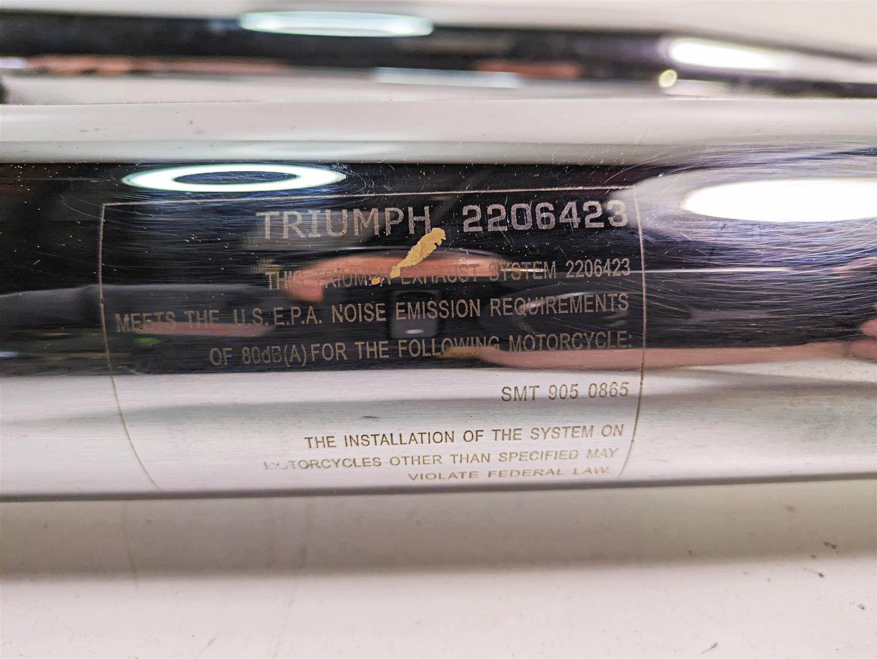 2011 Triumph America Exhaust Pipe Muffler Silencer Set T2206423 {{ shop.shopifyCountryName }} - Mototech271