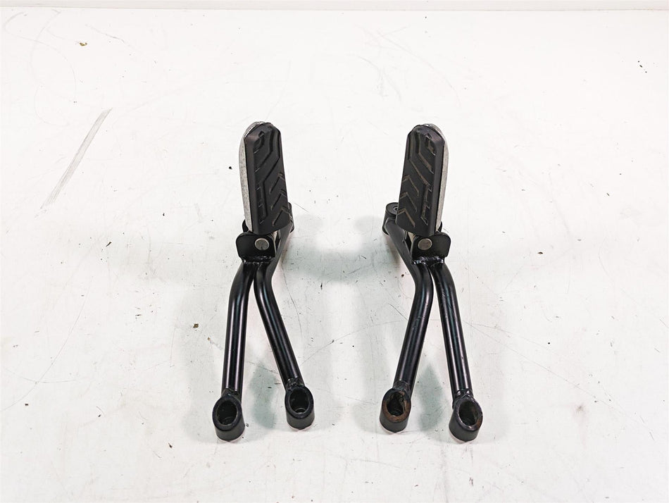 2013 Moto Guzzi V7 750 Stone Rear Passenger Footpeg Foot Peg Set 883019 883015 {{ shop.shopifyCountryName }} - Mototech271